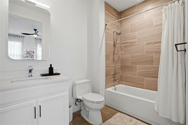 2736 5TH AVE S AVENUE S 4, St Petersburg, FL 33712