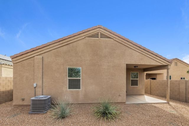 29100 N Star Sapphire Lane, San Tan Valley, AZ 85143