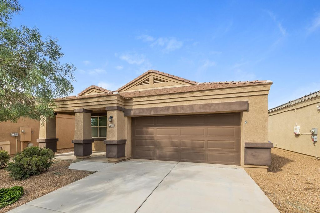 29100 N Star Sapphire Lane, San Tan Valley, AZ 85143
