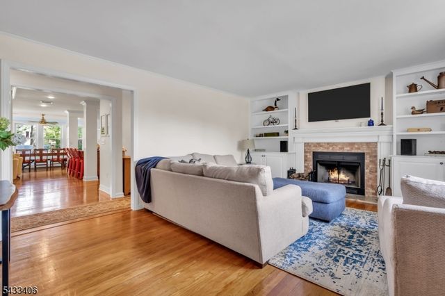 88 Woodlawn Ave, Bridgewater Twp., NJ 08807