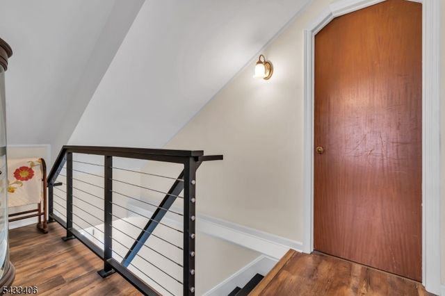88 Woodlawn Ave, Bridgewater Twp., NJ 08807