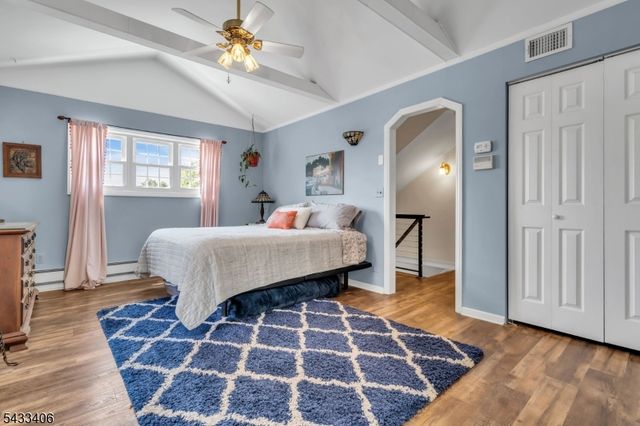88 Woodlawn Ave, Bridgewater Twp., NJ 08807