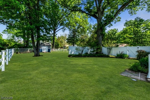88 Woodlawn Ave, Bridgewater Twp., NJ 08807