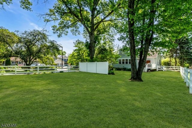 88 Woodlawn Ave, Bridgewater Twp., NJ 08807