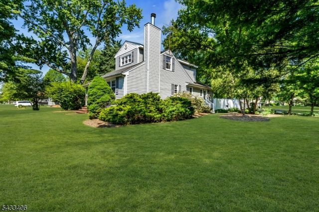 88 Woodlawn Ave, Bridgewater Twp., NJ 08807