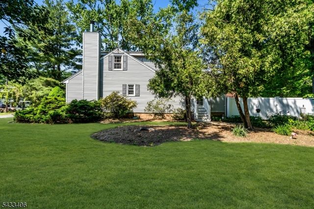 88 Woodlawn Ave, Bridgewater Twp., NJ 08807