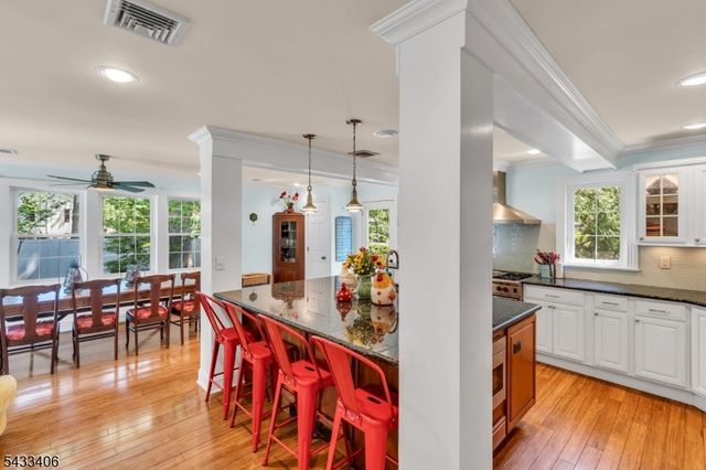 88 Woodlawn Ave, Bridgewater Twp., NJ 08807
