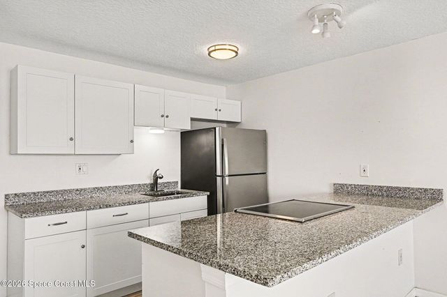 190 E Olmstead Drive F28, Titusville, FL 32780