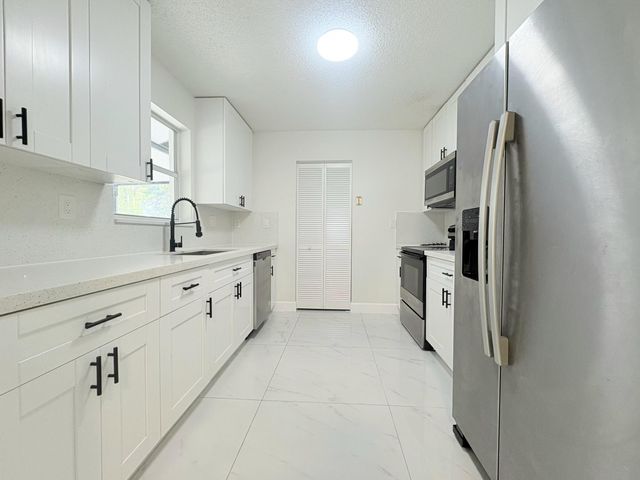 14523 Flamingo Road, Loxahatchee Groves, FL 33470