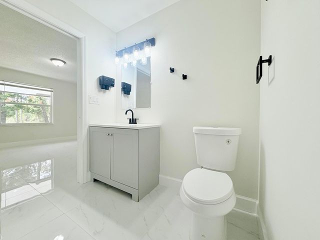 14523 Flamingo Road, Loxahatchee Groves, FL 33470