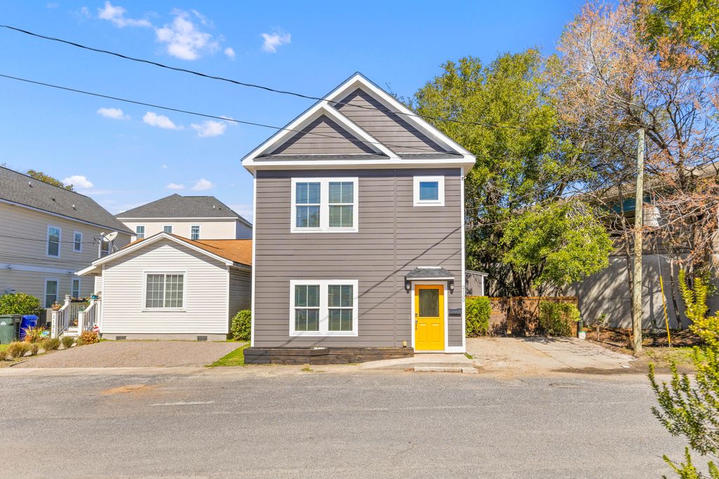2130 Weaver Street, Charleston, SC 29403