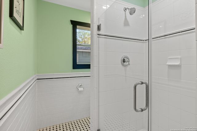 333 REDWOOD ST, San Antonio, TX 78209