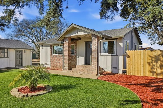 817 Q St, Rio Linda, CA 95673