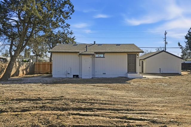 817 Q St, Rio Linda, CA 95673