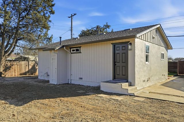 817 Q St, Rio Linda, CA 95673