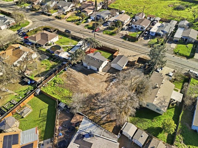 817 Q St, Rio Linda, CA 95673