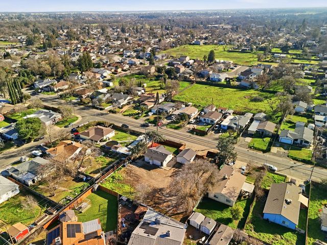 817 Q St, Rio Linda, CA 95673