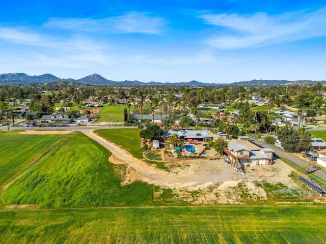 1550 Keyes Road, Ramona, CA 92065