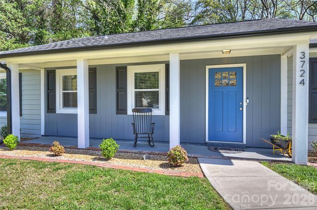 3724 Cobbleridge Drive, Charlotte, NC 28215