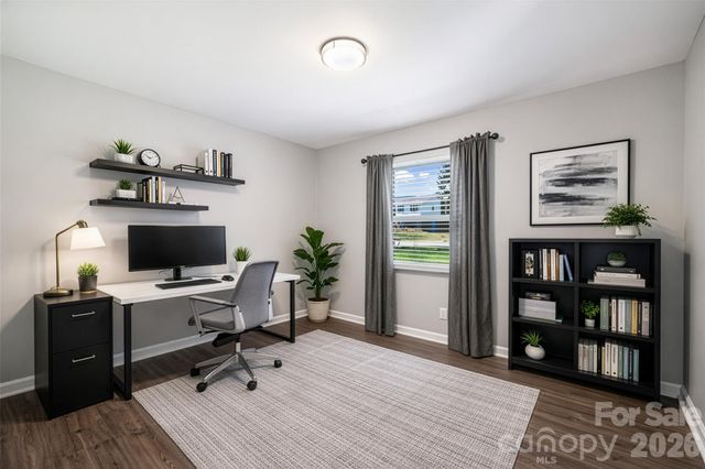 3724 Cobbleridge Drive, Charlotte, NC 28215