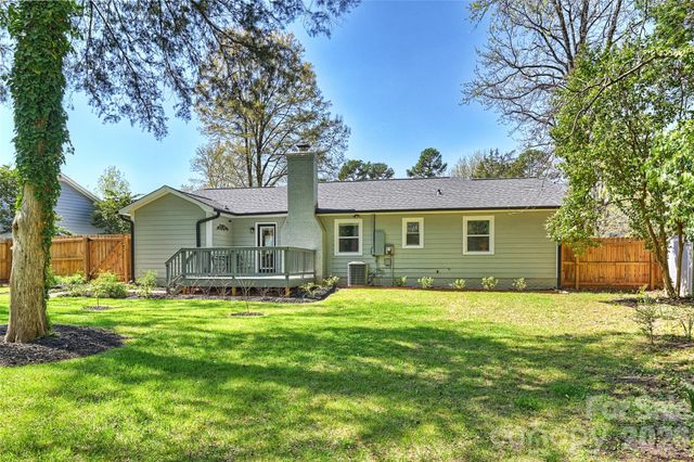 3724 Cobbleridge Drive, Charlotte, NC 28215