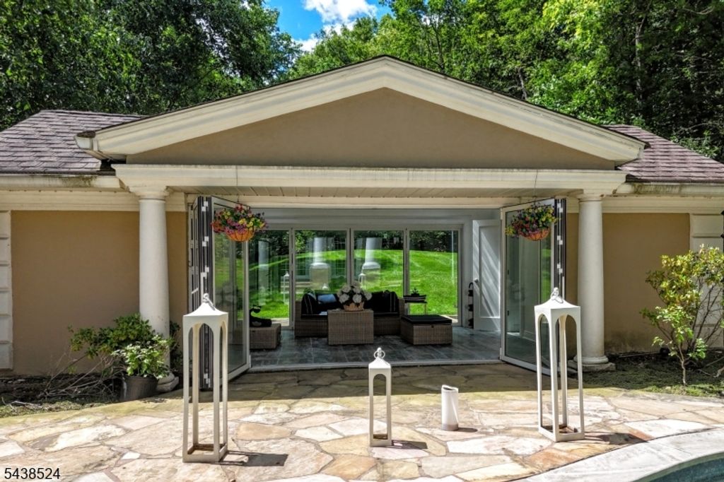 24 Wildwood Rd, Saddle River Boro, NJ 07458 — photo 4
