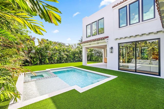 317 Greymon Drive, West Palm Beach, FL 33405