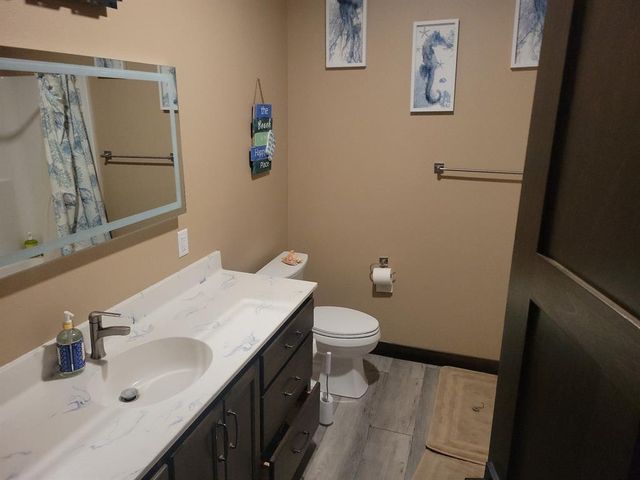 3482 Creek Ridge Drive, Eau Claire, WI 54703