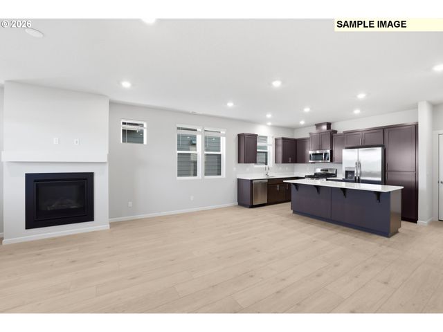 31855 Nw TIMERIC Dr, North Plains, OR 97133