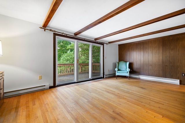 6 Fulmore Drive, Waterford, CT 06385