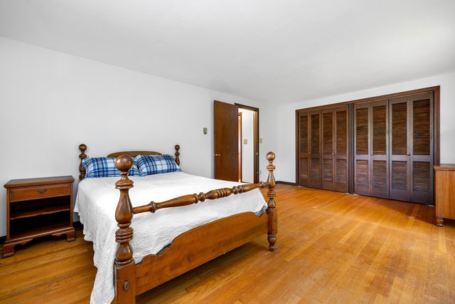 6 Fulmore Drive, Waterford, CT 06385