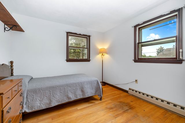 6 Fulmore Drive, Waterford, CT 06385