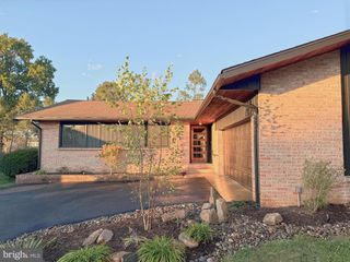 1603 DOGWOOD DR, Reading, PA 19609