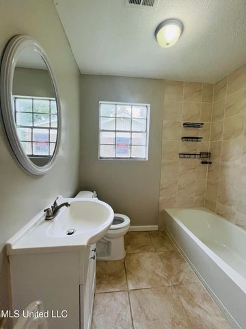 5616 Newcastle Drive, Gautier, MS 39553
