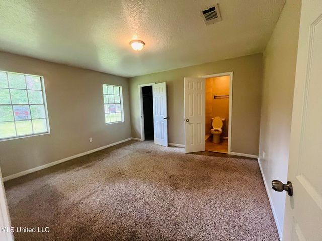 5616 Newcastle Drive, Gautier, MS 39553