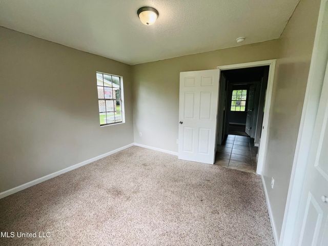5616 Newcastle Drive, Gautier, MS 39553