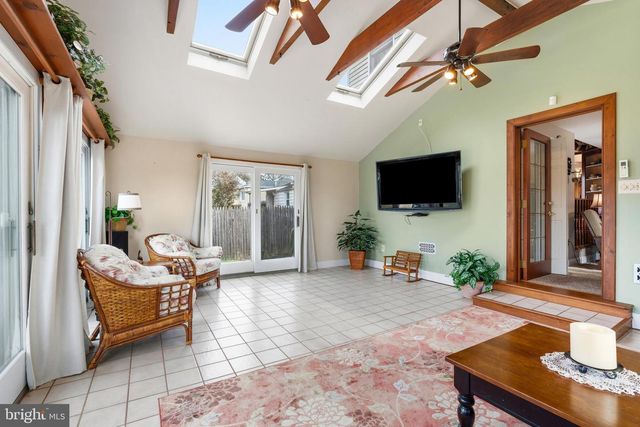 106 GLENWOOD AVE, Trooper, PA 19403