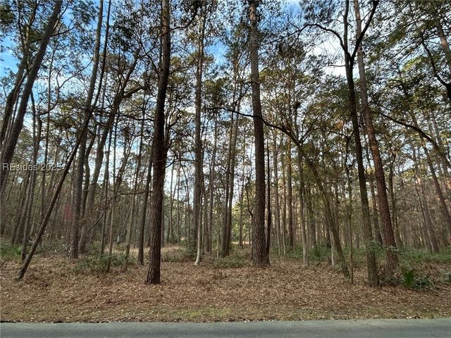 44 Masters Dr, Daufuskie Island, SC 29915