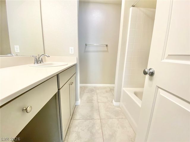 2826 Turnstone Ridge Street, Henderson, NV 89044