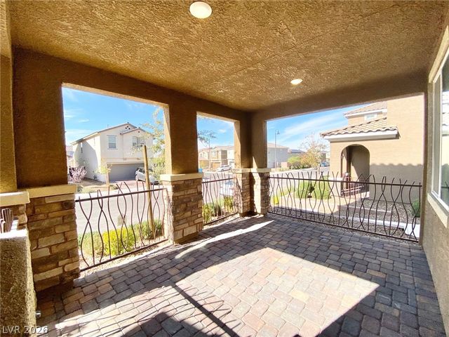 2826 Turnstone Ridge Street, Henderson, NV 89044