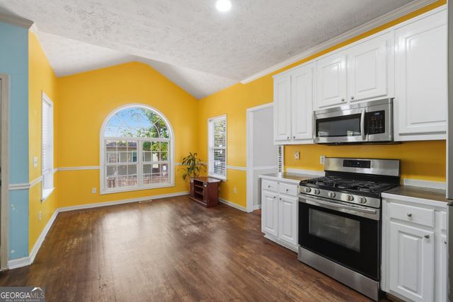 3025 Ridge Oak Drive, Suwanee, GA 30024