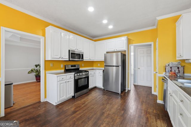 3025 Ridge Oak Drive, Suwanee, GA 30024