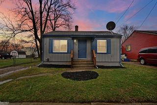 2068 E Boatfield Avenue, Burton, MI 48529