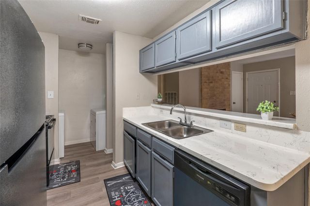 8923 Antoine Drive 40, Houston, TX 77088