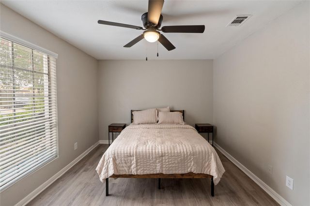 8923 Antoine Drive 40, Houston, TX 77088