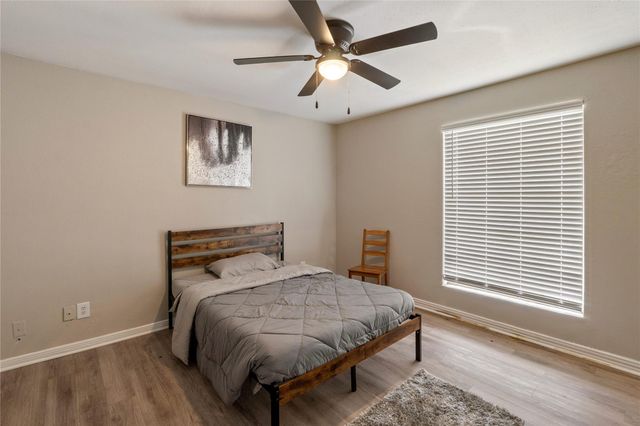 8923 Antoine Drive 40, Houston, TX 77088
