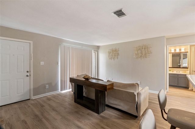 8923 Antoine Drive 40, Houston, TX 77088