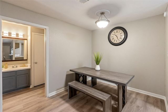 8923 Antoine Drive 40, Houston, TX 77088