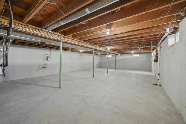 69 West View Avenue, Cranston, RI 02920