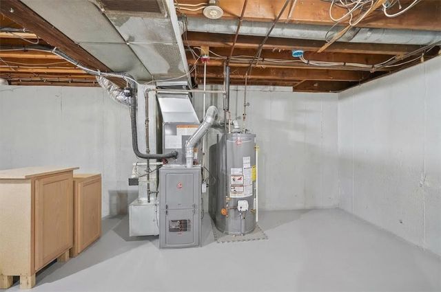 69 West View Avenue, Cranston, RI 02920